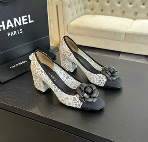 CC Lace Pump