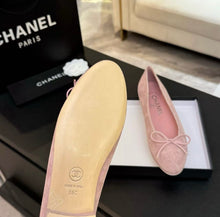 Load image into Gallery viewer, CC Pumps
