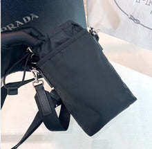 Load image into Gallery viewer, Re Nylon Pouch
