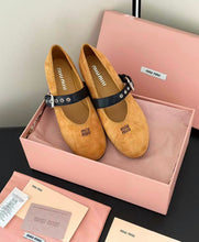 Load image into Gallery viewer, Suede Pumps
