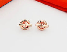 Load image into Gallery viewer, Stud Earrings
