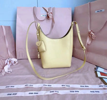 Load image into Gallery viewer, Leather Bucket Bag

