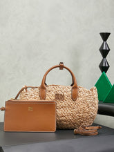 Load image into Gallery viewer, Raffia Tote
