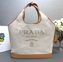 Load image into Gallery viewer, Linen Bend Tote
