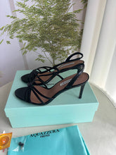 Load image into Gallery viewer, Strappy Sandals
