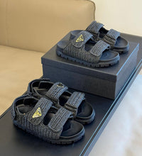 Load image into Gallery viewer, Raffia Sandals
