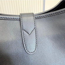 Load image into Gallery viewer, Large Jackie Shoulder Bag
