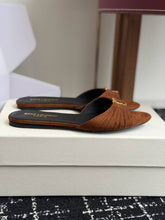 Load image into Gallery viewer, Suede Sandals
