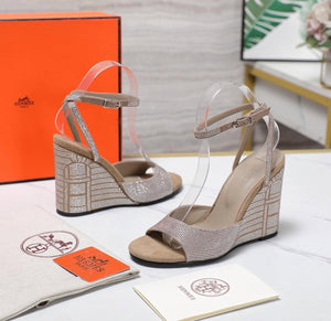Crystal Wedges