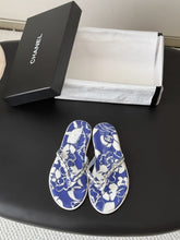 Load image into Gallery viewer, CC Sandals
