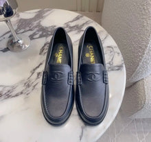 Load image into Gallery viewer, Leather Loafers
