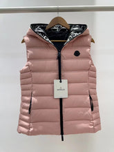 Load image into Gallery viewer, Aliterse Gilet
