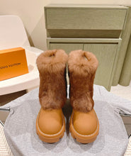 Load image into Gallery viewer, Fur Boots
