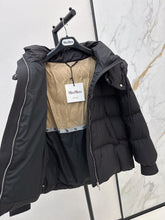 Load image into Gallery viewer, The Cube Jacket
