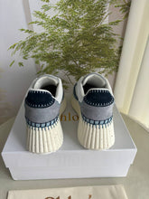 Load image into Gallery viewer, Nama Sneakers
