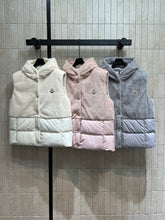 Load image into Gallery viewer, Botha Gilet
