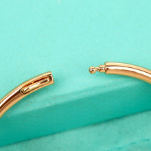 Load image into Gallery viewer, Knot Bracelet
