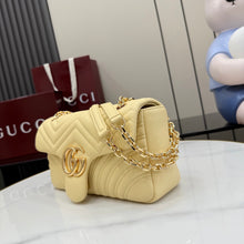 Load image into Gallery viewer, Marmont Small Shoulder Bag
