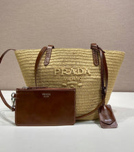 Load image into Gallery viewer, Raffia Tote
