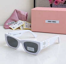 Load image into Gallery viewer, Logo Sunglasses
