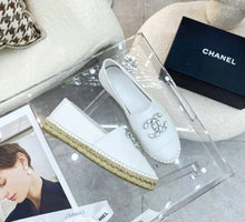 Load image into Gallery viewer, CC Espadrilles
