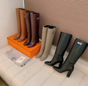 Story Boots