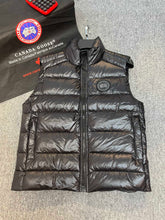 Load image into Gallery viewer, Crofton Gilet Black Label
