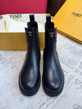 Load image into Gallery viewer, Leather Boots
