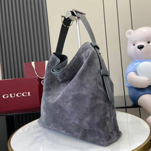 Load image into Gallery viewer, Beatrix Tote
