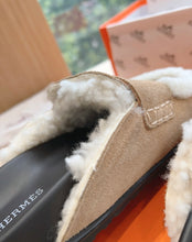 Load image into Gallery viewer, Go Mules
