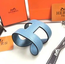 Load image into Gallery viewer, Leather Bracelet
