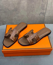 Load image into Gallery viewer, Oran Sandals
