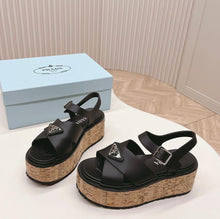 Load image into Gallery viewer, Leather Sandals
