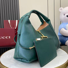 Load image into Gallery viewer, Maxi Softbit Bag
