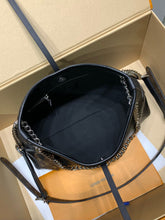 Load image into Gallery viewer, Carryall BB
