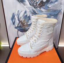 Load image into Gallery viewer, Leather Boots

