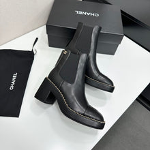 Load image into Gallery viewer, Leather Boots
