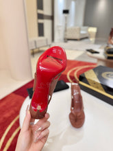 Load image into Gallery viewer, Leather Slingbacks
