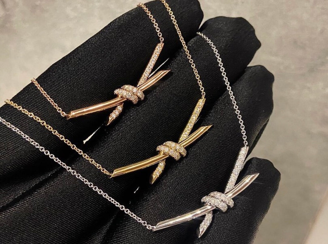 Knot Pendant
