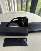 Load image into Gallery viewer, Logo Sunglasses
