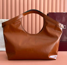 Load image into Gallery viewer, Giglio
