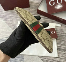 Load image into Gallery viewer, Ophidia Coin Purse
