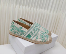 Load image into Gallery viewer, Canvas Espadrilles
