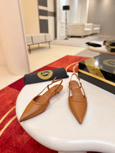 Load image into Gallery viewer, Slingback Pumps
