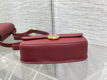 Load image into Gallery viewer, Medilion Flap Bag
