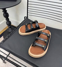 Load image into Gallery viewer, Triomphe Sandals
