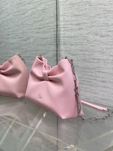 Load image into Gallery viewer, Medium Bow Bag
