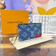 Load image into Gallery viewer, Coin Purse
