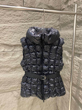 Load image into Gallery viewer, Emilion Gilet
