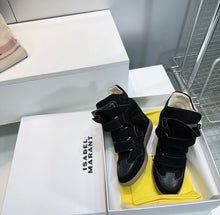 Load image into Gallery viewer, Wedge Trainers
